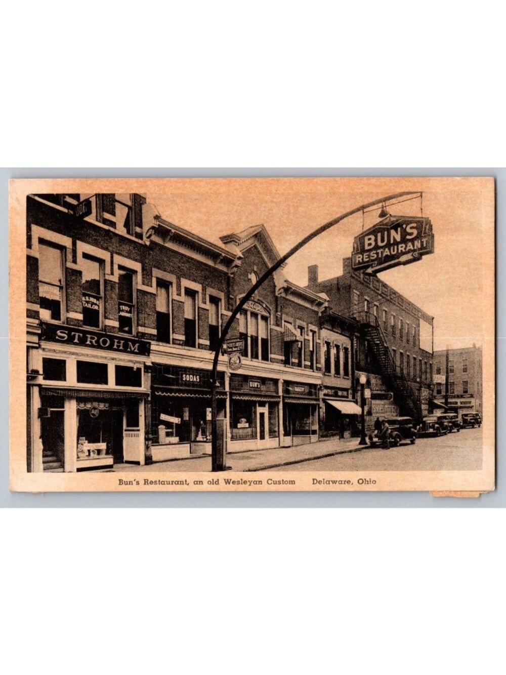 Bun's Restaurant Delaware Ohio OH Street View Albertype Postcard Vintage